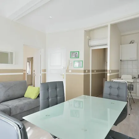 Du Suquet Apartment